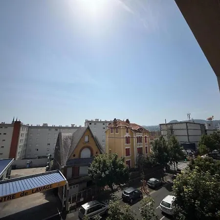 公寓 Cosy Avec Ascenseur 克莱蒙费朗